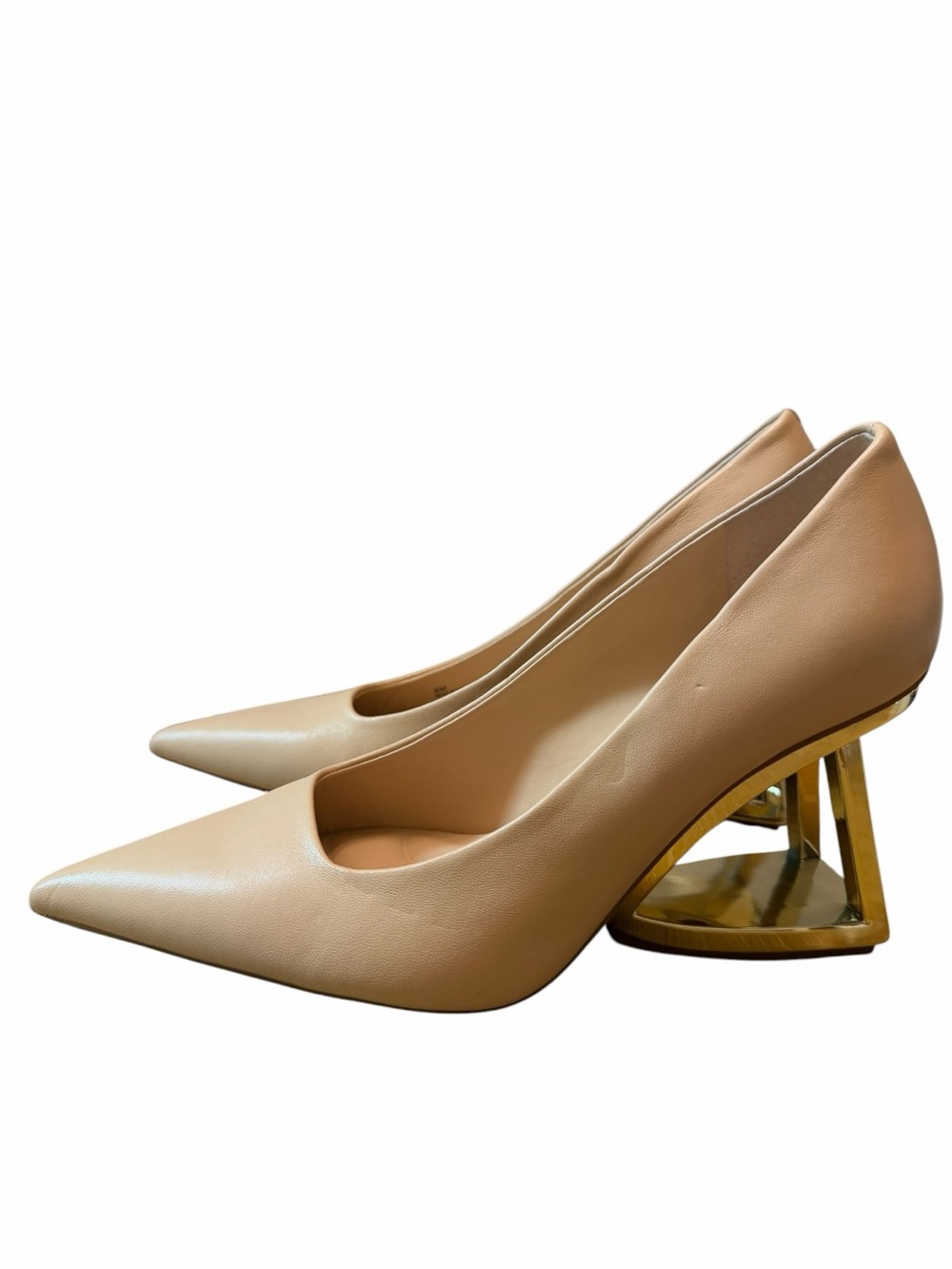 Futuristic Gianni Bini Blush Pink Architectural Gold Heel Pumps Size 8